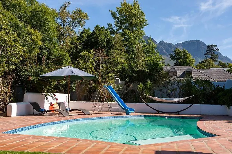 Guest house Albourne Guesthouse Somerset West
