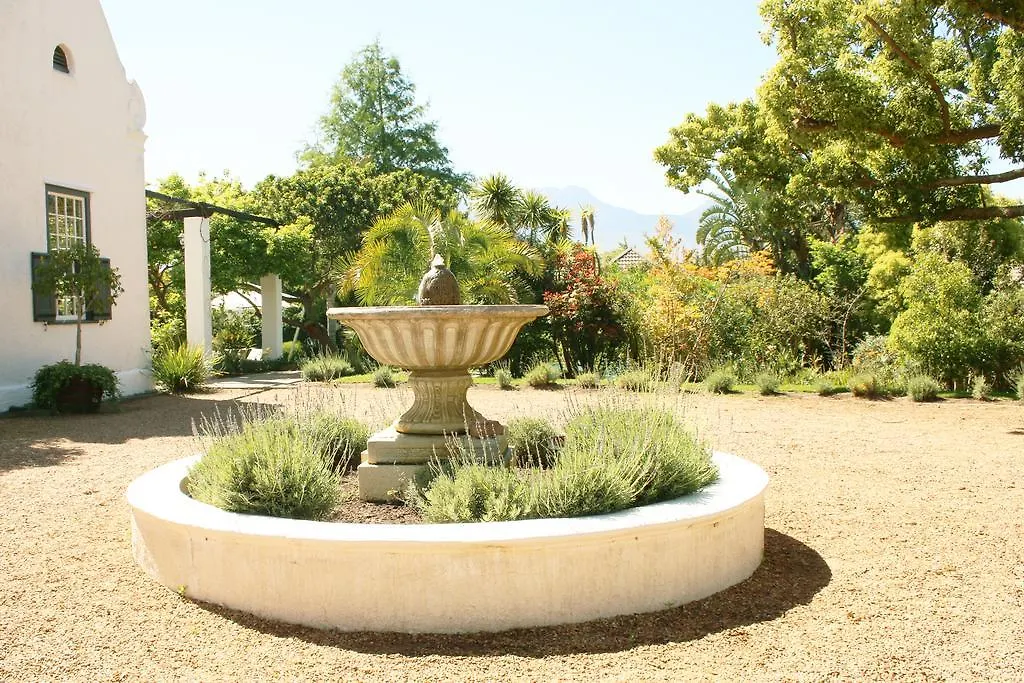 Albourne Guesthouse Somerset West 4*,  South Africa