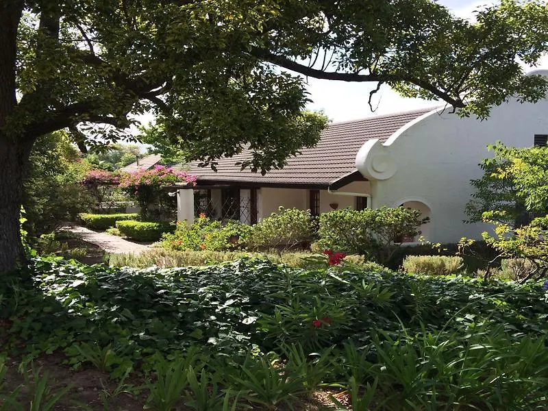 Albourne Guesthouse Somerset West Guest house