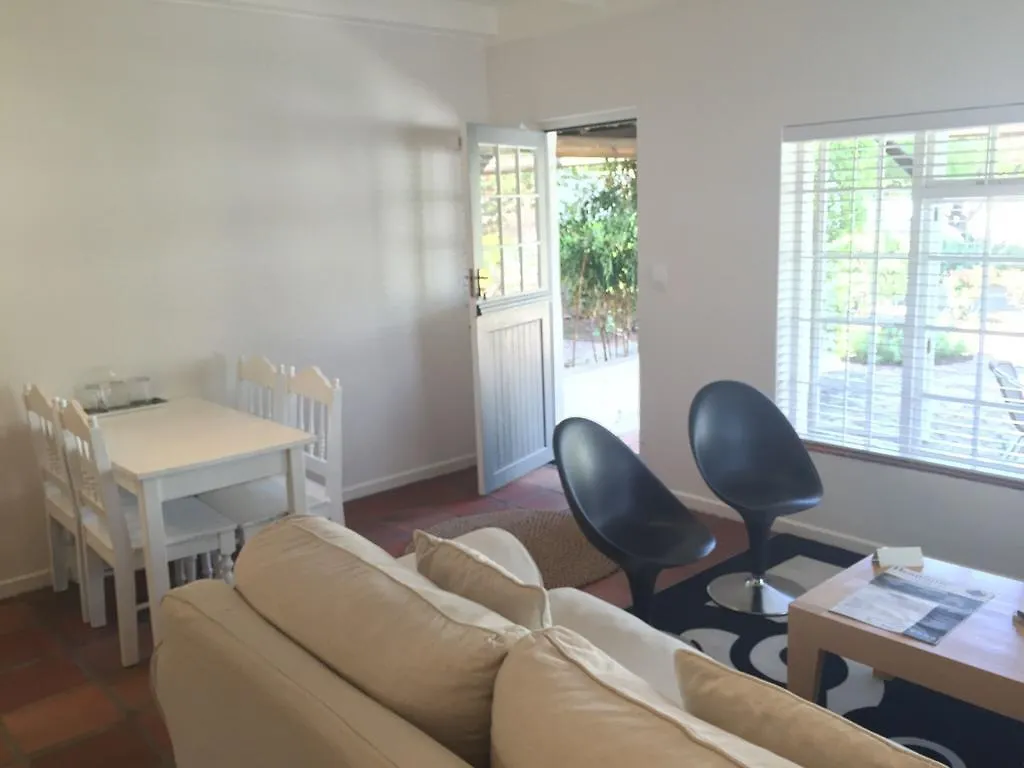 Albourne Guesthouse Somerset West
