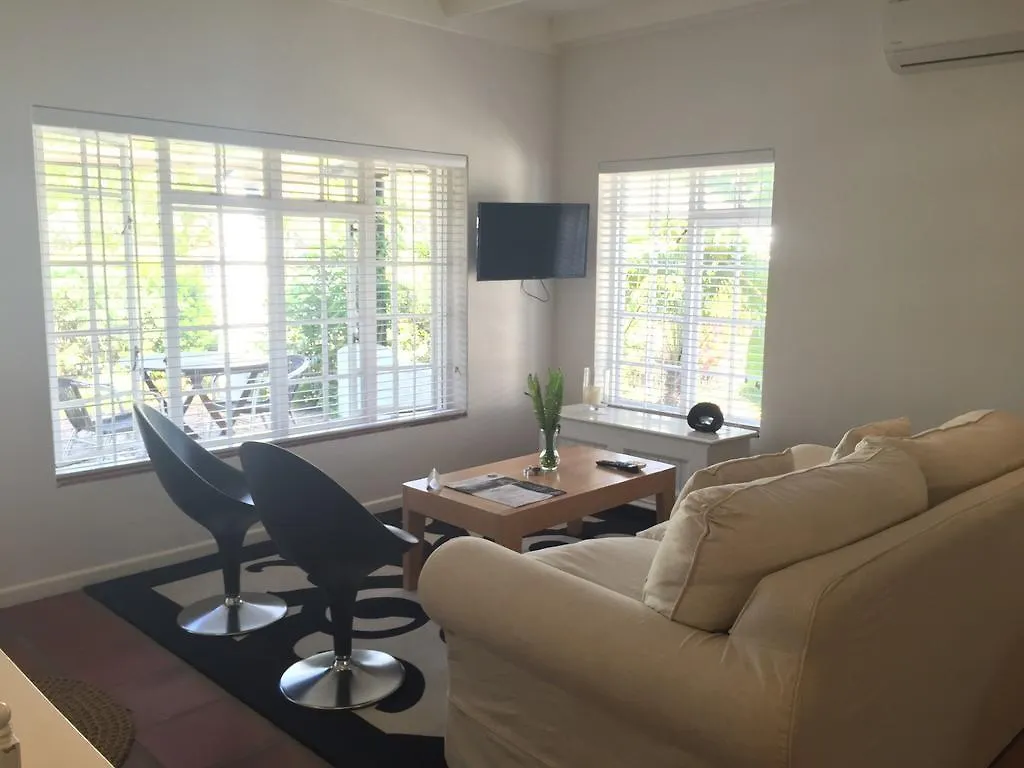 Maison d'hôtes Albourne Guesthouse Somerset West